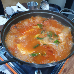 Sutbulguihwaujeong (숯불구이화우정) 2