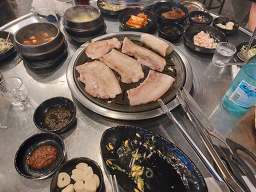 꿀꿀이네연탄돼지갈비 8