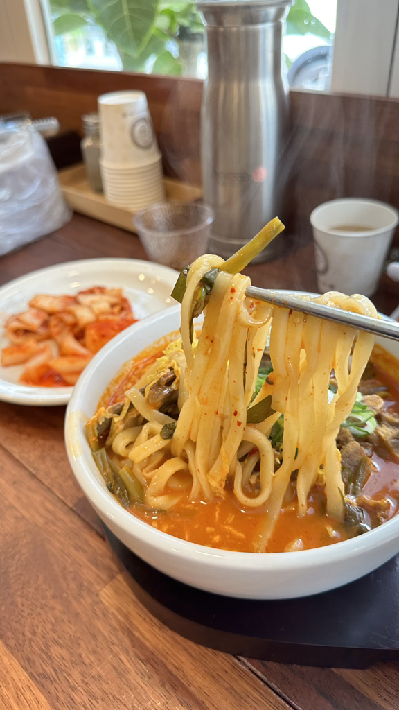 삼삼뼈국 3