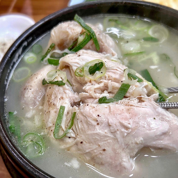 Cheonilsamgyetang (천일삼계탕) 3