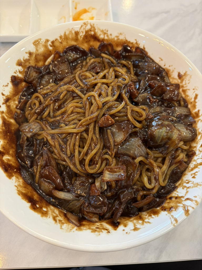 홍객 대표 사진