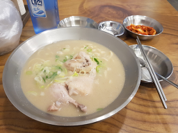 Eonyangdakkalguksu (언양닭칼국수) 2