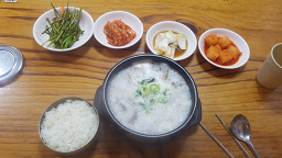 큰맘할매순대국 후암동점 사진 2