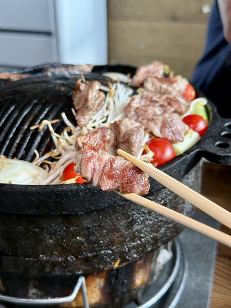 히츠지야 6