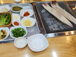 Semadaepungcheonjangeo (세마대풍천장어) 1