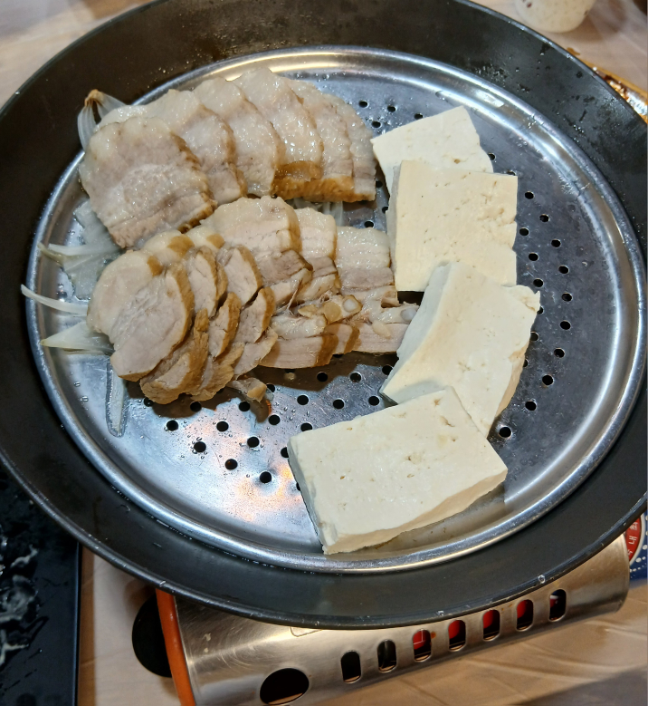 Pungryumadang (풍류마당) 3