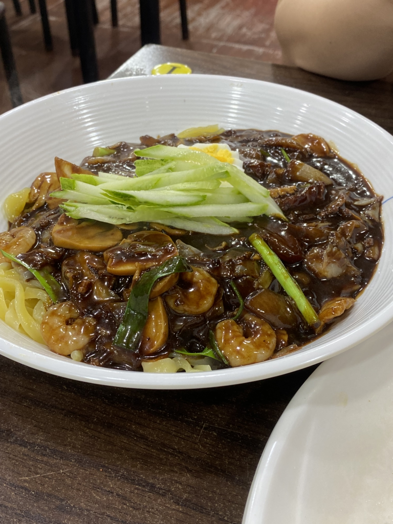 Godeokyetnalsonjjajang (고덕옛날손짜장) 1