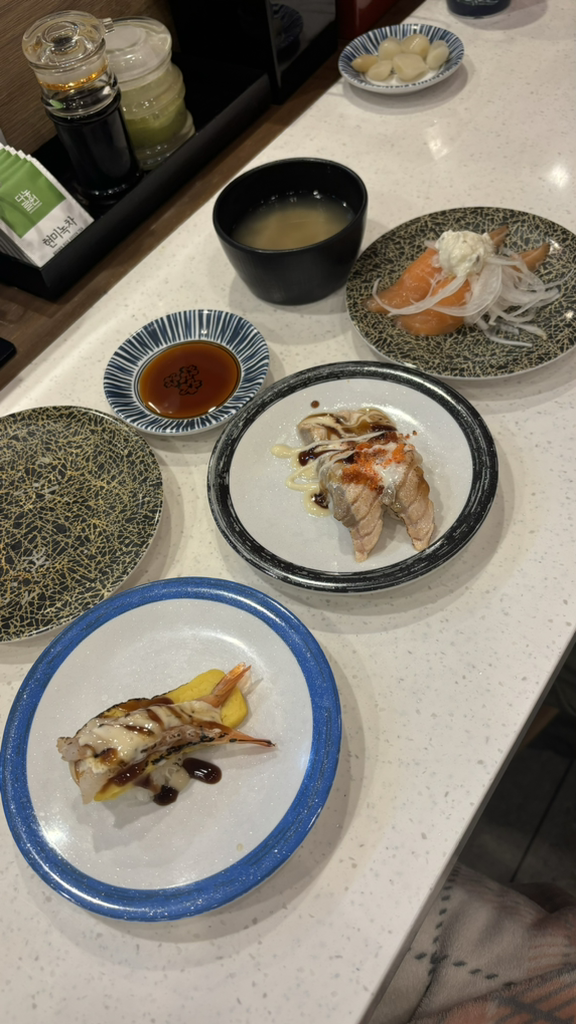 Haruin suwoningyejeom (하루인 수원인계점) 3