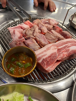 Donsadon (돈사돈) 1