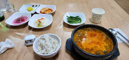 Daejanggol memilmakguksu (대장골 메밀막국수) 1
