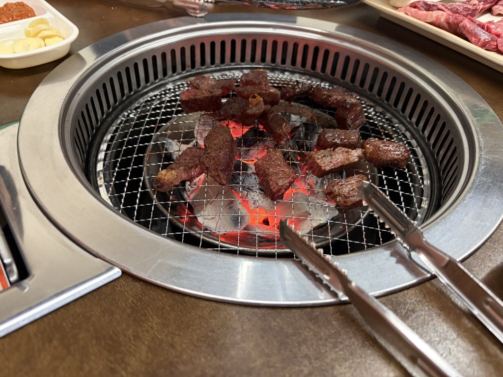 Jaedamsutbulguisikdang (재담숯불구이식당) 1