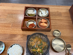 Chamjindongyetnalhaejangguk (참진동옛날해장국) 1
