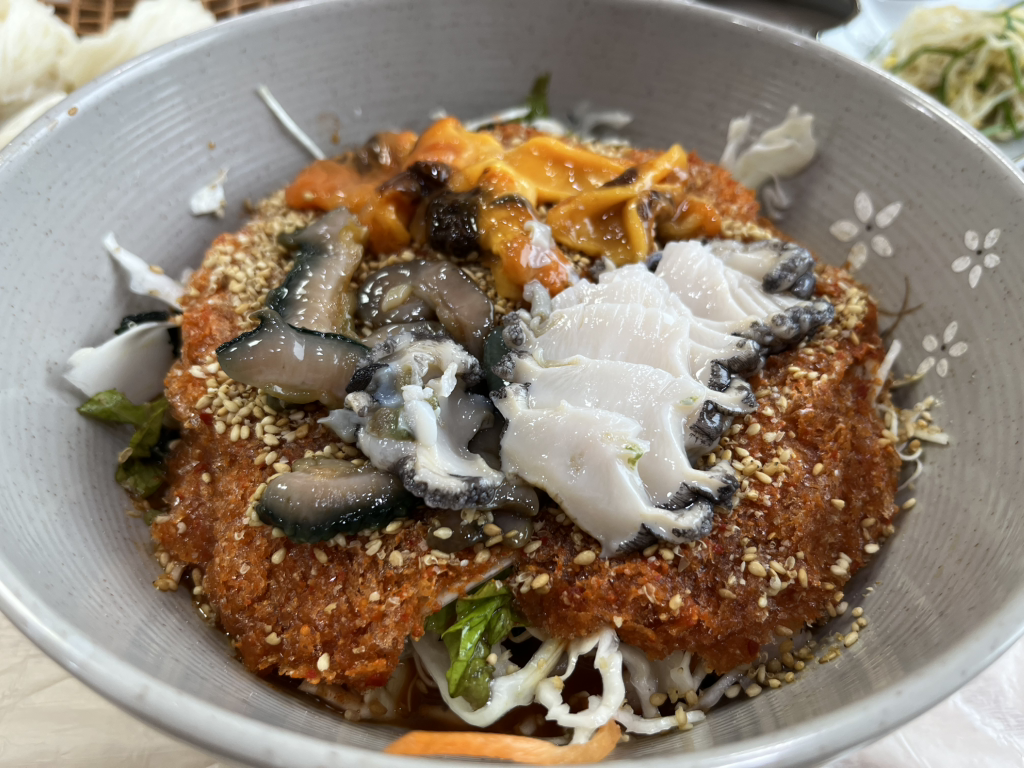 흥미횟집 4