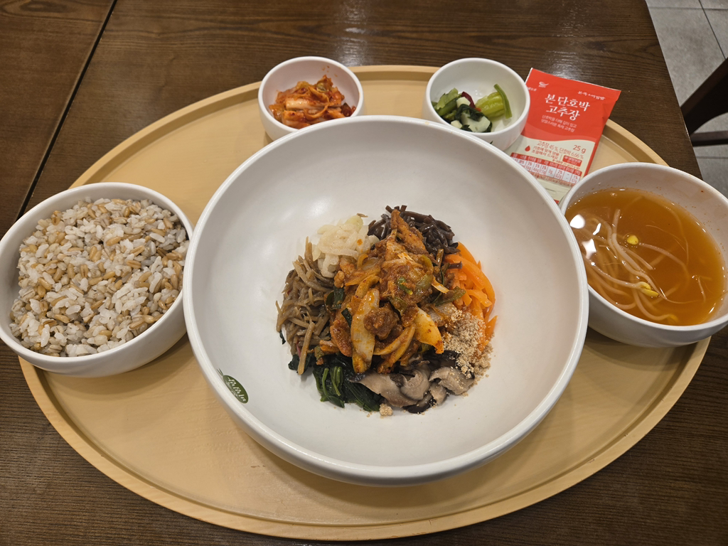 본죽&비빔밥cafe 한전아트센터점 대표 사진
