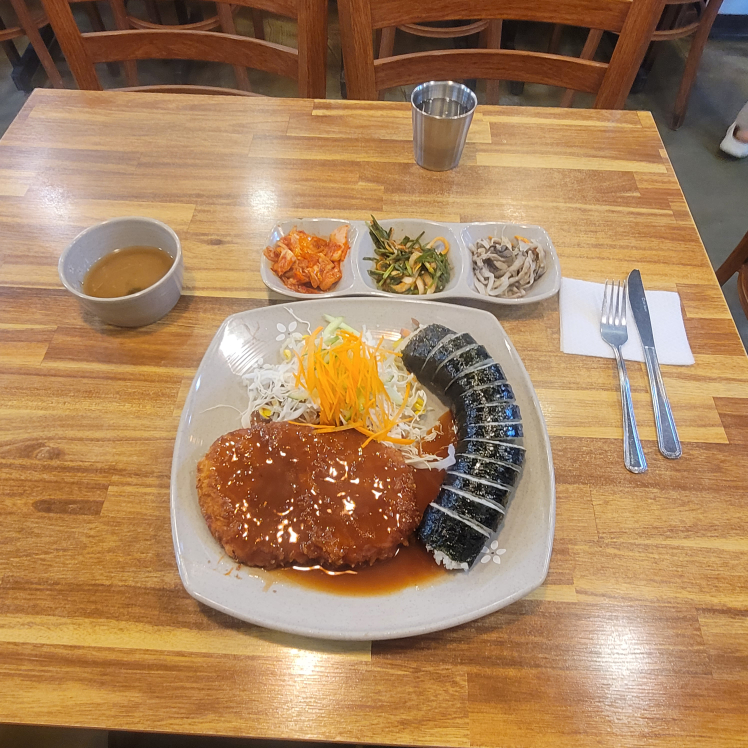 김밥천국 남부터미널점 대표 사진