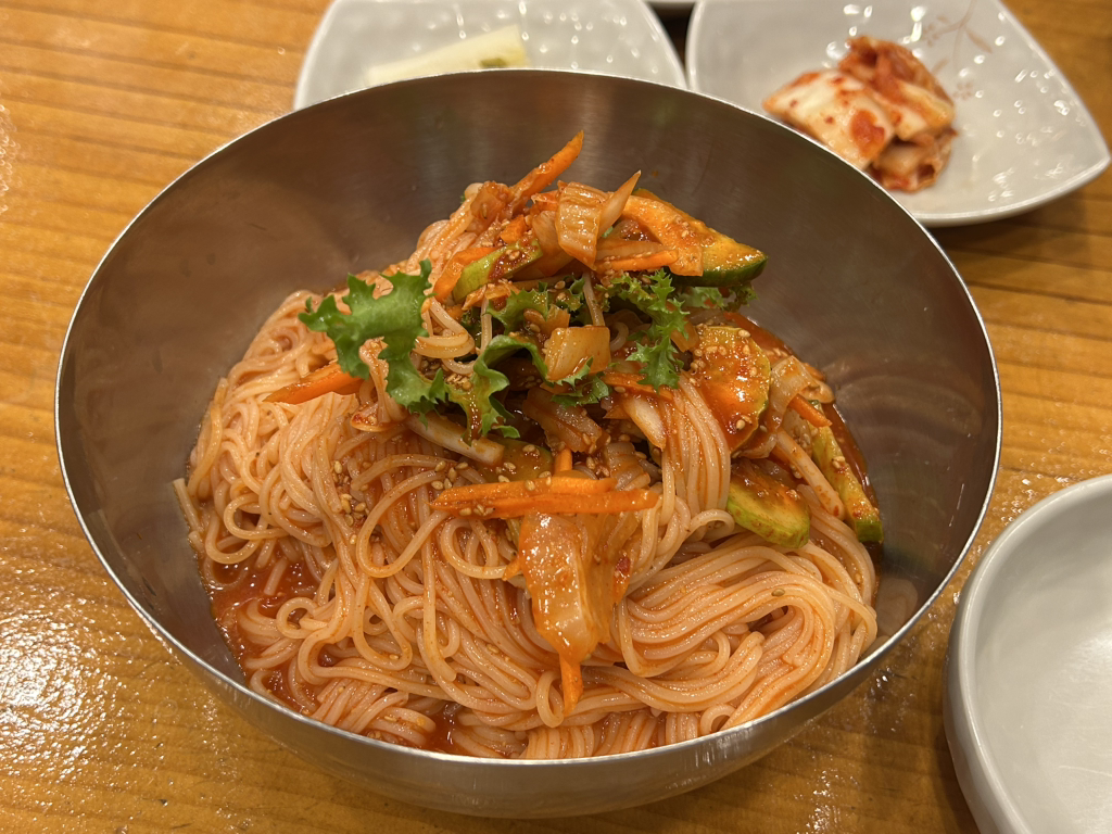 장비빔국수와굴국밥보쌈 분당서판교점 사진 2