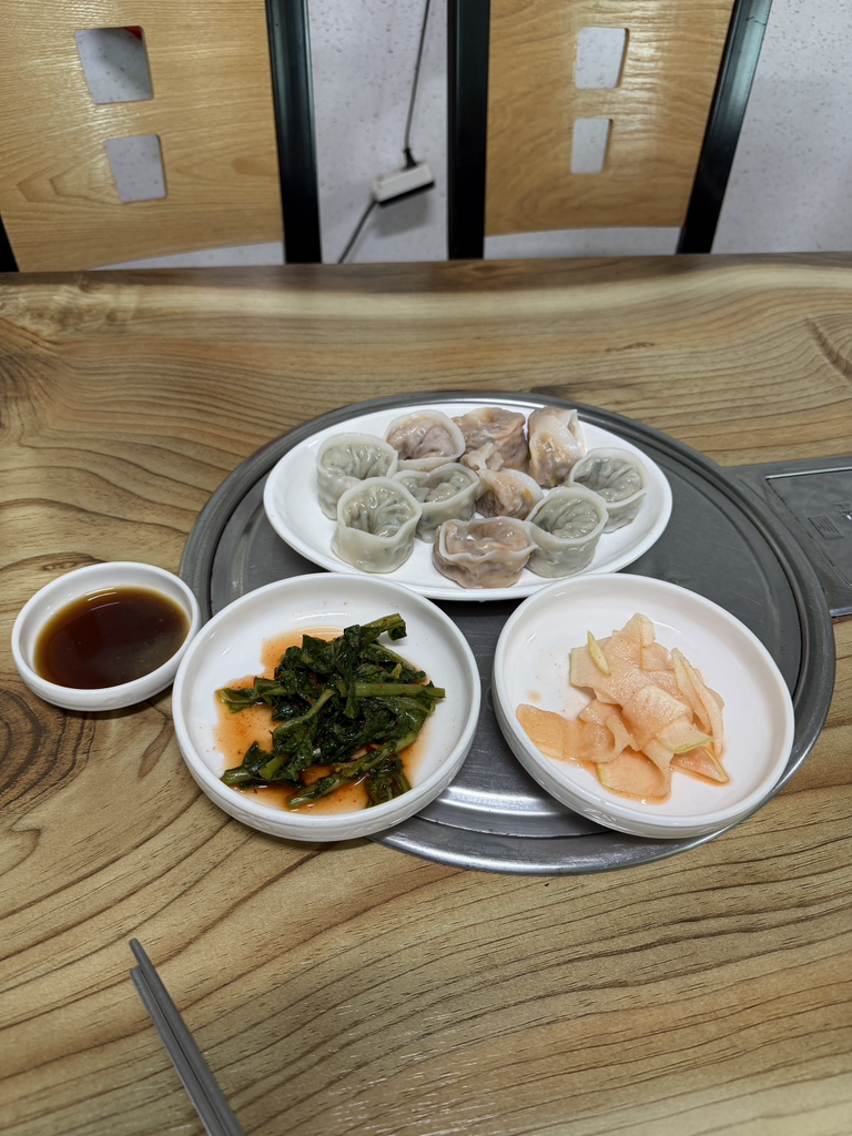 팔송황기더덕막국수 3