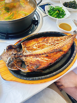 Eunjanedongtaetangsaengseongui (은자네동태탕생선구이) 1