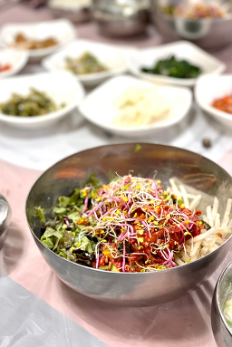 Yangwolsikyuksikdang 1
