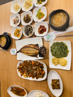Nongolssambap haneuldosijeom (논골쌈밥 하늘도시점) 3