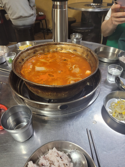 Donamdongjjigae (돈암동찌개) 3