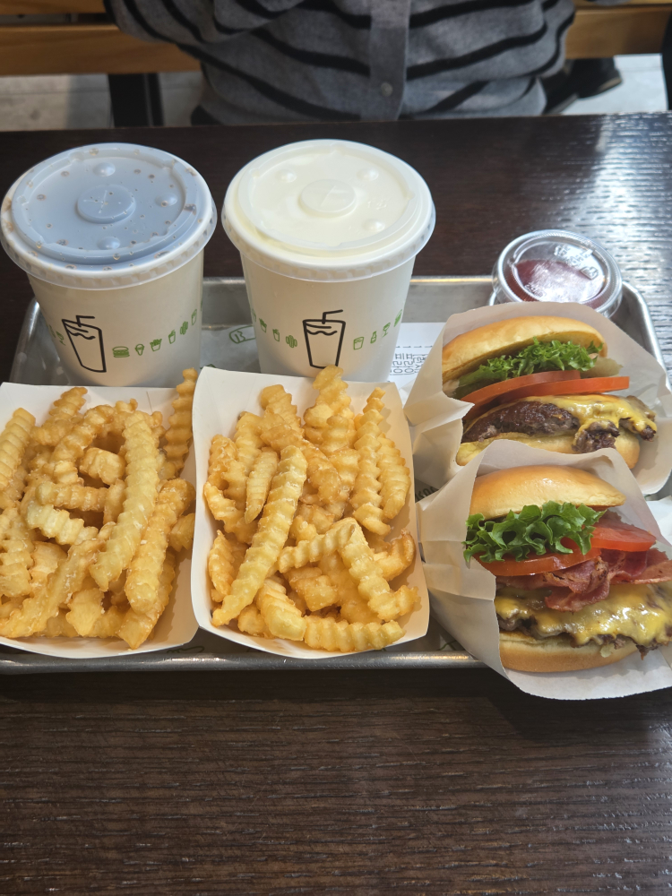 쉐이크쉑 강남스퀘어점 사진 4