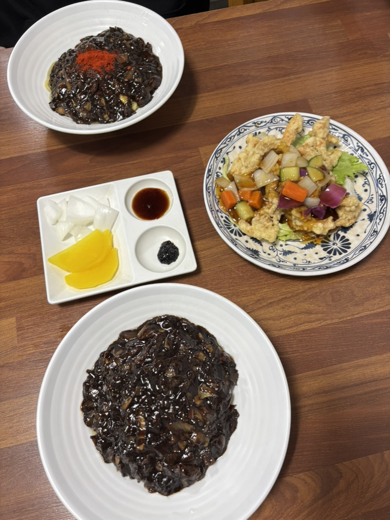 Sonjjajang (손짜장) 2