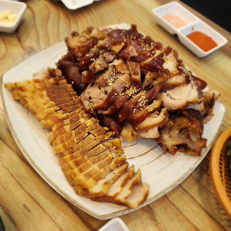 Janghyeonjokbal 6