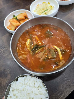 동경전통육개장설곰탕 대표 사진