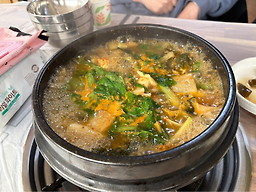 Yeoulmokhoetjip (여울목횟집) 3