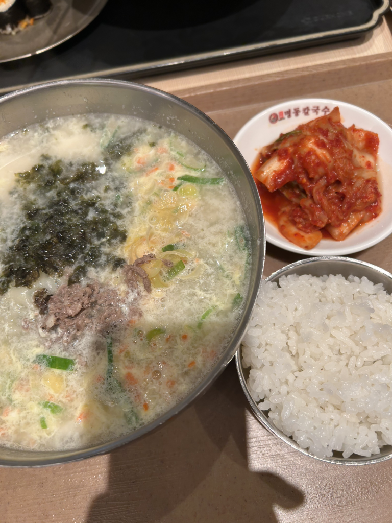 명동칼국수 여의도IFC점 사진 3