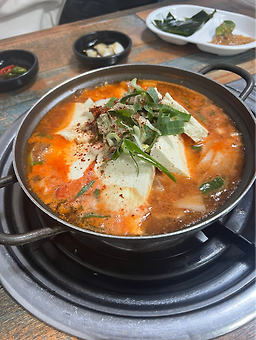 Gyeongbuksikdang 1