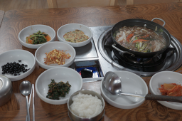 Tongnamujipsikdang (통나무집식당) 3