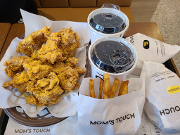 맘스터치 동국대점 사진 2