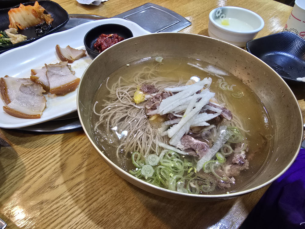 Bonggajinmyeonok (봉가진면옥) 1