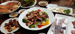 씨름왕순덕이네 대표 사진