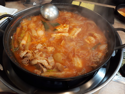 24시얼큰시원생고기김치찌개 아라점 사진 4