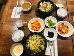 Bisabeoljeonjukongnamulgukbap (비사벌전주콩나물국밥) 2