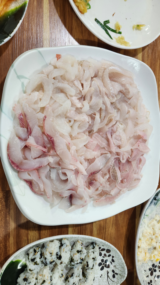 해대이모횟집 5