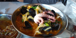 Mansikijjamppong (만식이짬뽕) 1