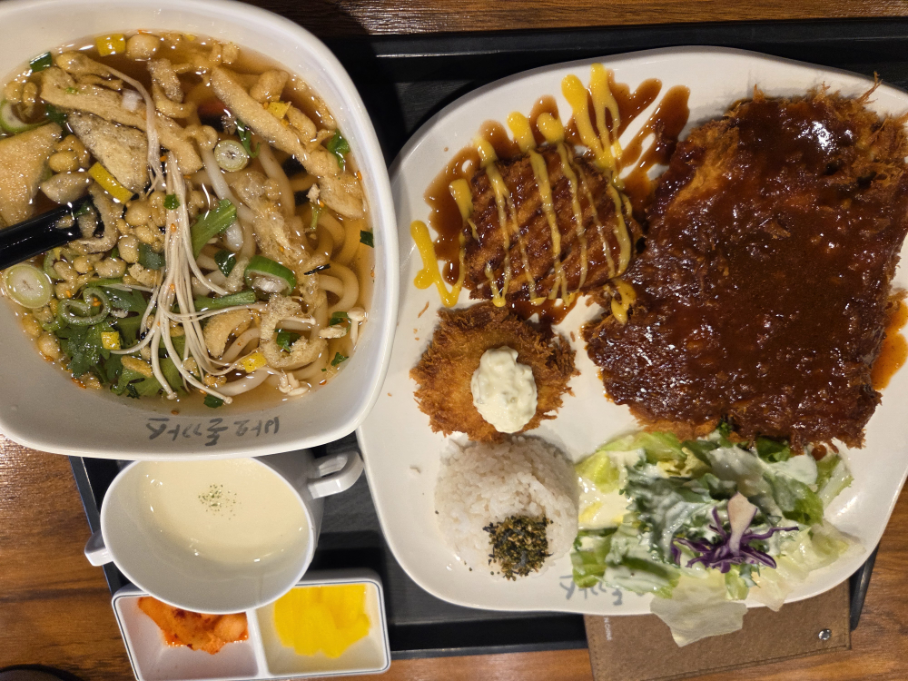 Baodonkkaseu (바오돈까스) 1