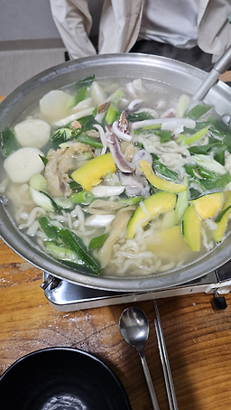 마리해물칼국수 1