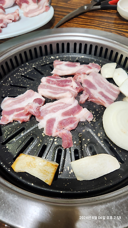Jangwonhoegwan (장원회관) 2