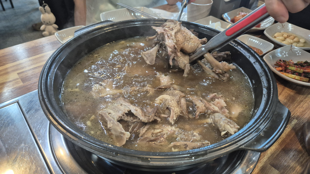 한방능이백숙전문점 2