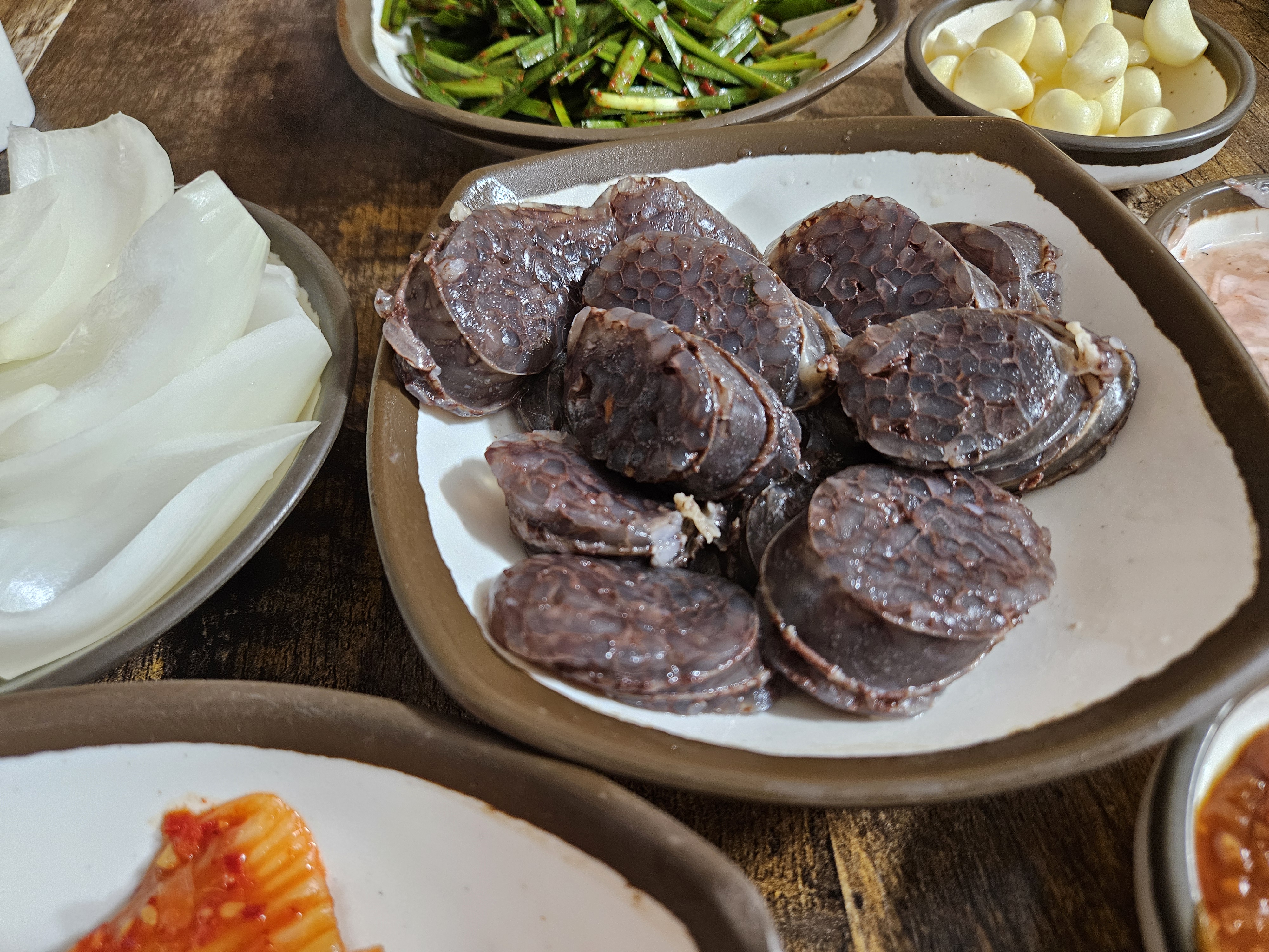 Seolbongdwaejigukbap 6