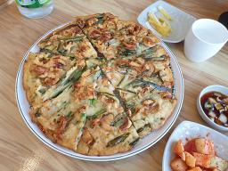 장비빔국수와굴국밥보쌈 분당서판교점 사진 8