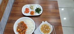 Eommasonkalguksu (엄마손칼국수) 1
