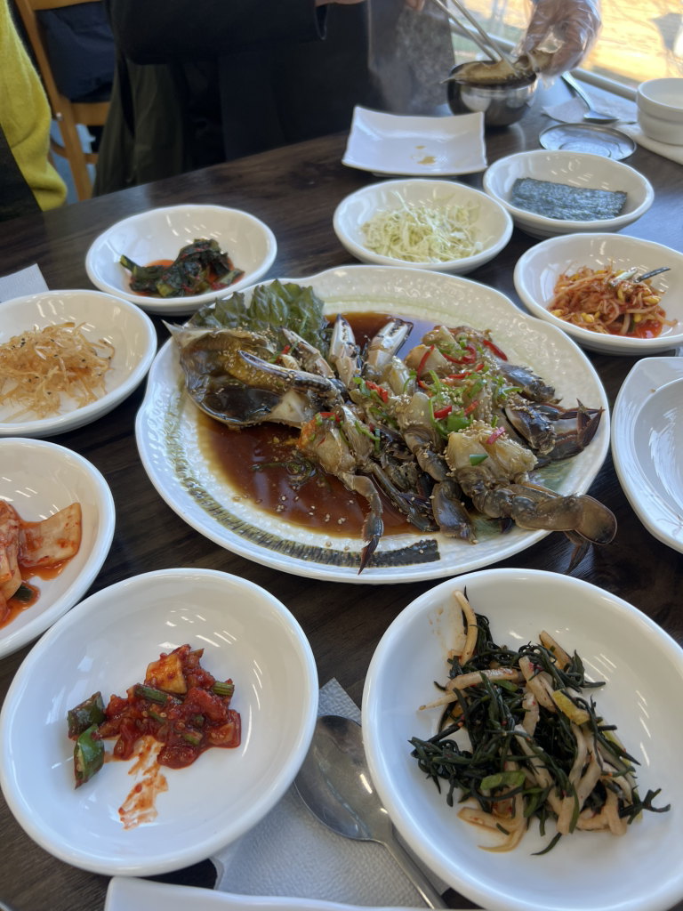 Wolmiganjanggejang (월미간장게장) 2