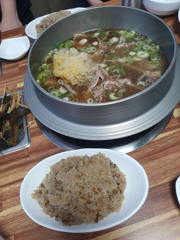 Donamjibaeksuk (도남지백숙) 1