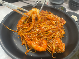 Sokchohaemulagujjimtangjeonmun (속초해물아구찜탕전문) 2